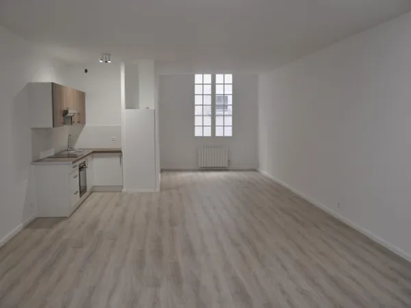 Studio 1 pièce 54 m²