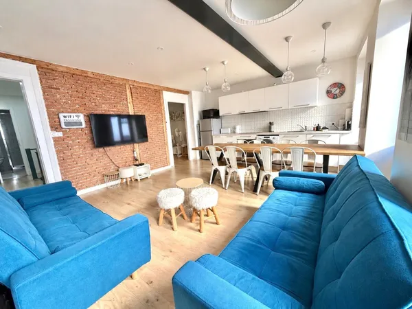 duplex en plein centre ville, comme une maison
