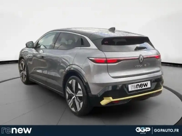Renault Megane e-tech electric ev60 220ch iconic super charge -b — photo 3