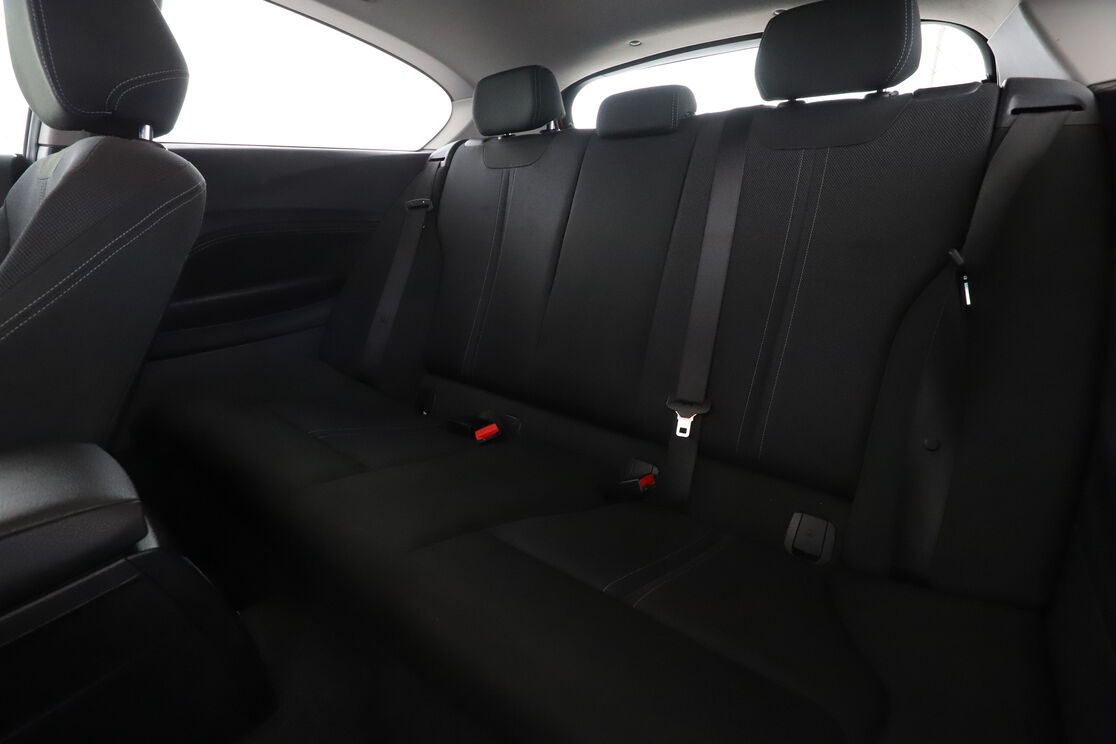 BMW Série 1 118i Lounge — photo 13