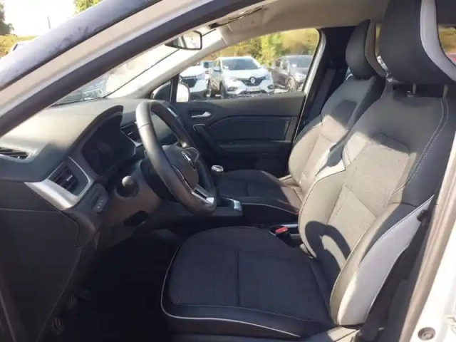 Renault Captur tce 90 — photo 9