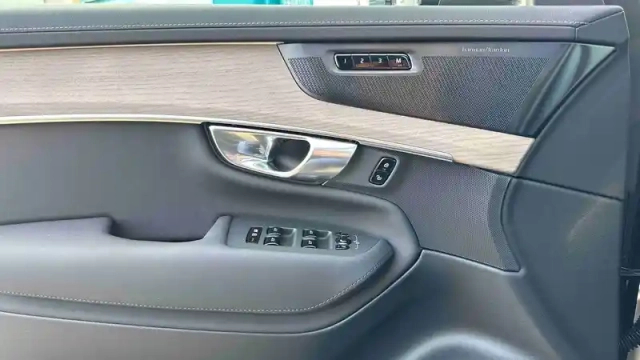 Volvo Xc90 t8 awd hybride rechargeable 310+145 ch geartronic 8 7pl — photo 72
