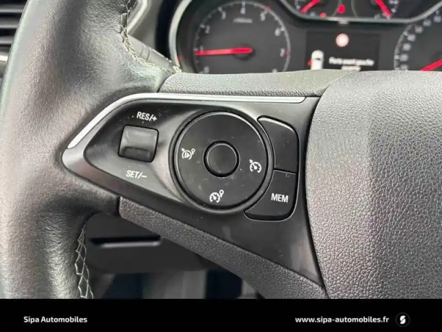 Opel Grandland X 1.5 diesel 130 ch — photo 32