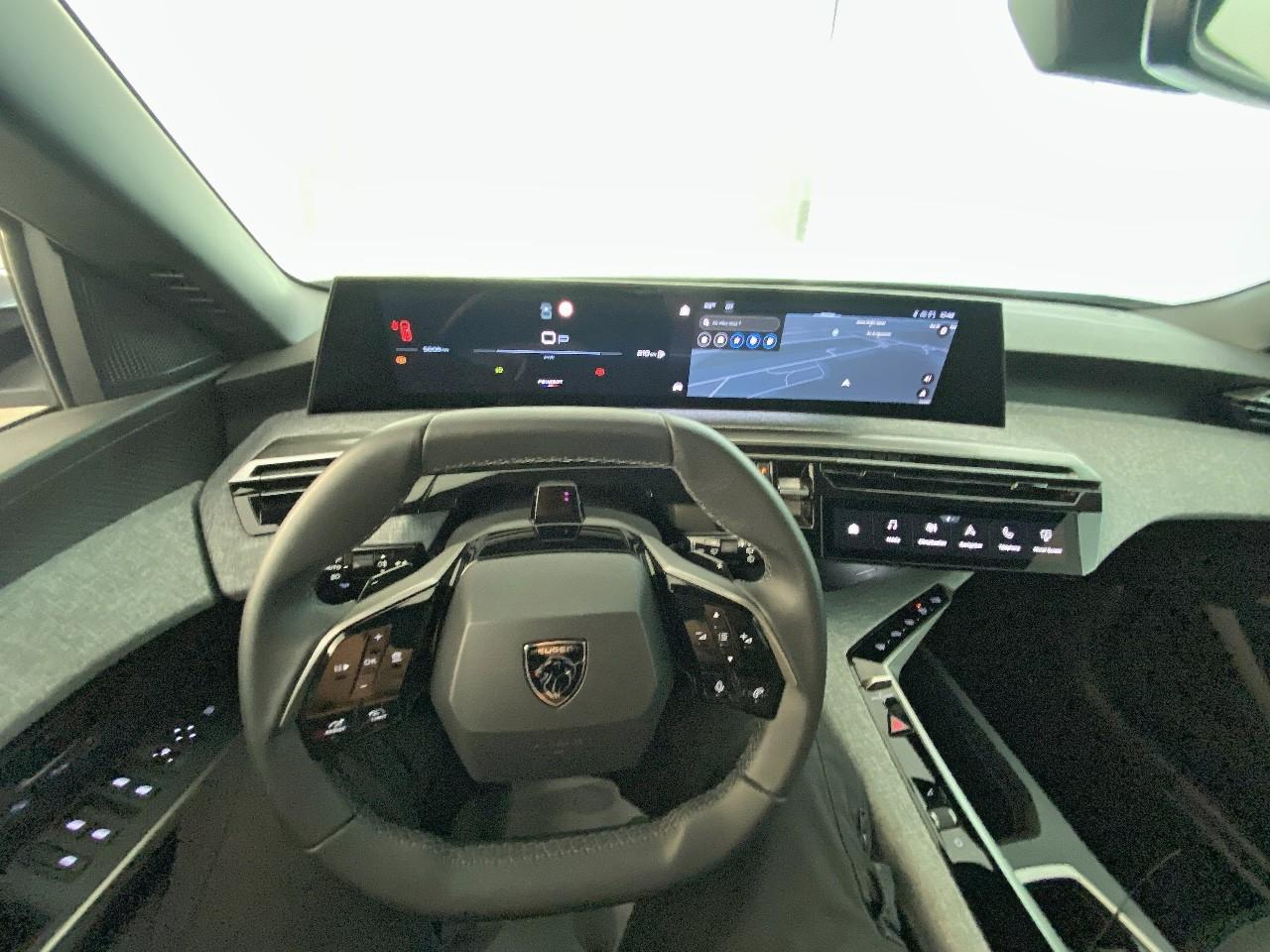 Peugeot 5008 hybrid 145 ch e-dcs6 allure — photo 12