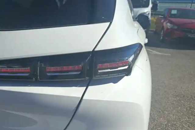 Peugeot 308 puretech 130ch s&amp;s eat8 — photo 35