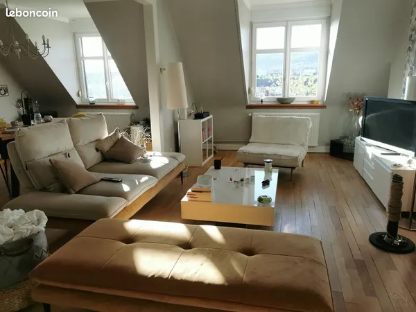 Premier étage de 65 m² dans un duplex meublé - Thionville centre