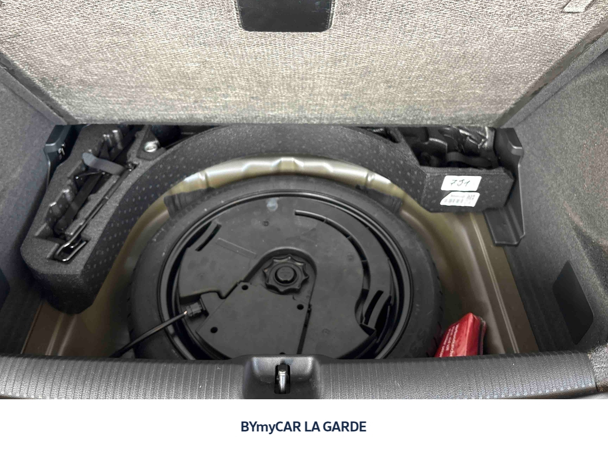 Audi Q2 30 TFSI 110 BVM6 — photo 15