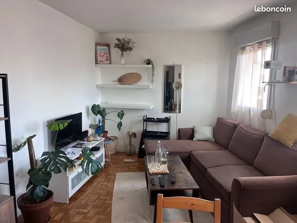 T2 république avec box