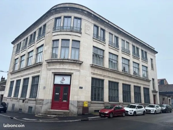 Murs commerciaux 525 m² Autun