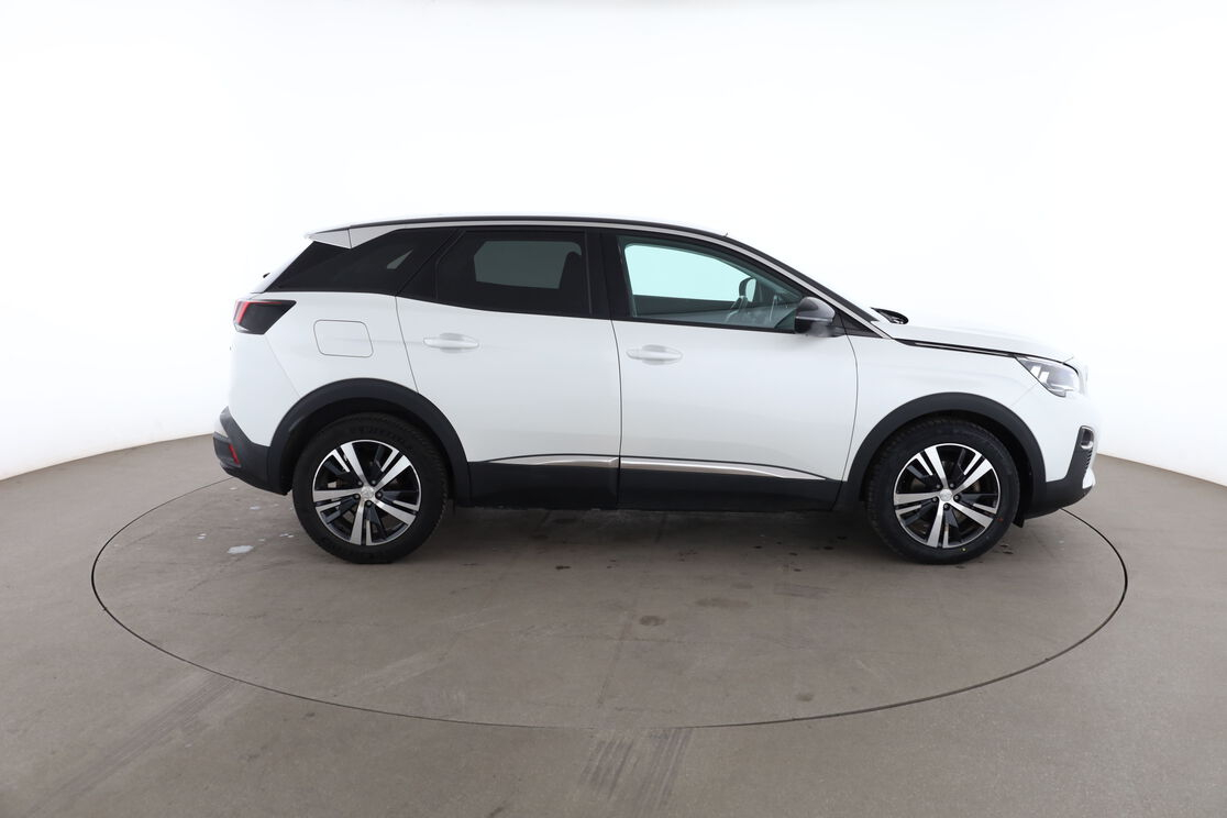 Peugeot 3008 1.2 PureTech Allure — photo 6
