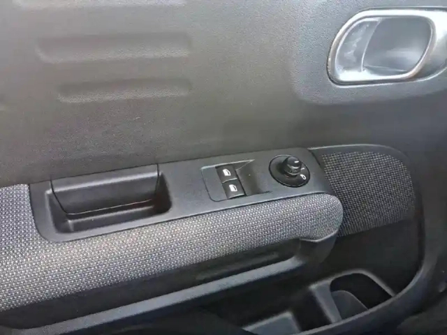 Citroën C3 Aircross puretech 110 s&amp;s bvm6 — photo 44