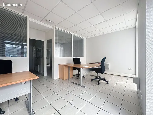 Local commercial 55 m² La Roche-sur-Yon