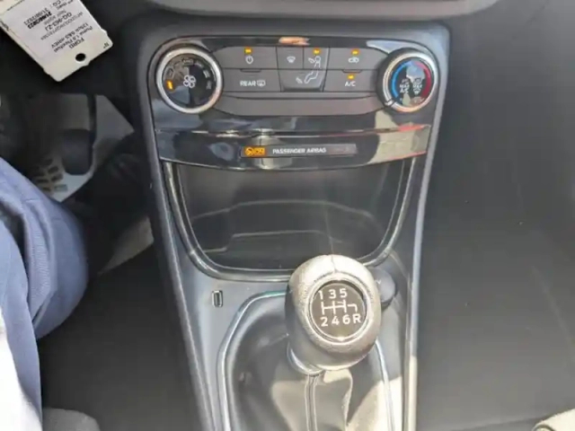 Ford Puma 1.0 flexifuel 125ch s&amp;s mhev titanium — photo 6
