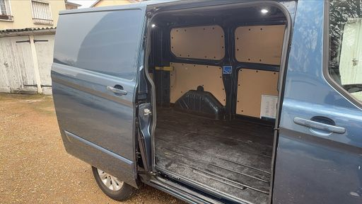 Ford Transit Custom L1H1 2.0 Ecoblue 130 BVA6 - Custom – 2019 – 66160 km – Diesel – Boîte Automatique — photo 21