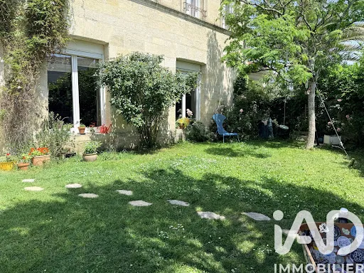 Maison 10 pièces 290 m²