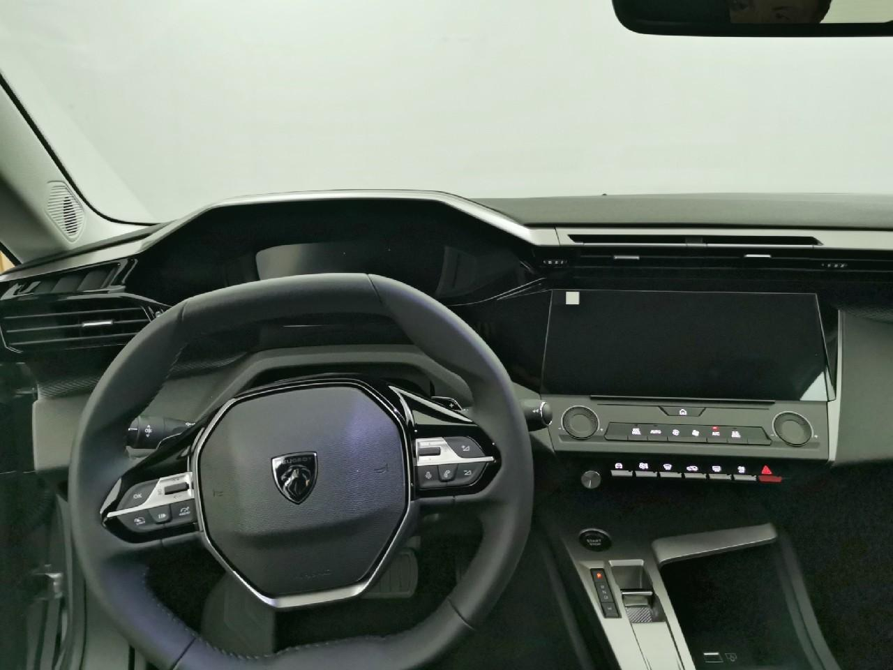 Peugeot 308 hybrid 145 e-dcs6 style — photo 12