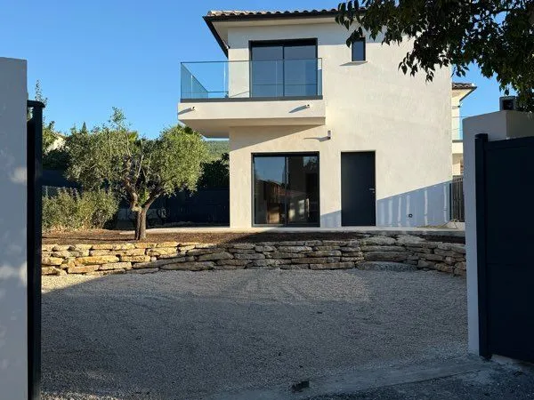 Villa T4 - 110m2 - Ceyreste