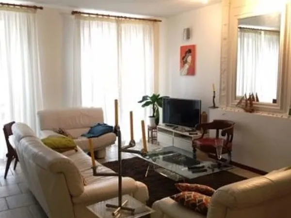 Appartement 3 pièces 128 m²