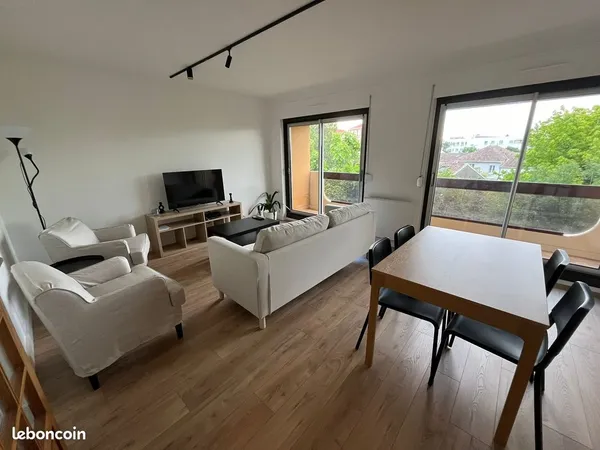 A louer 1 chambre meublée dans coloc de 4 refait à neuf - proximité tram - talence