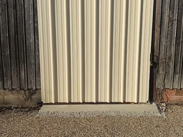 Local d’activité et entrepôt Location Fauguerolles  30m² 150€