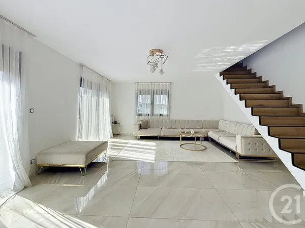 Maison 6 pièces 144 m²
