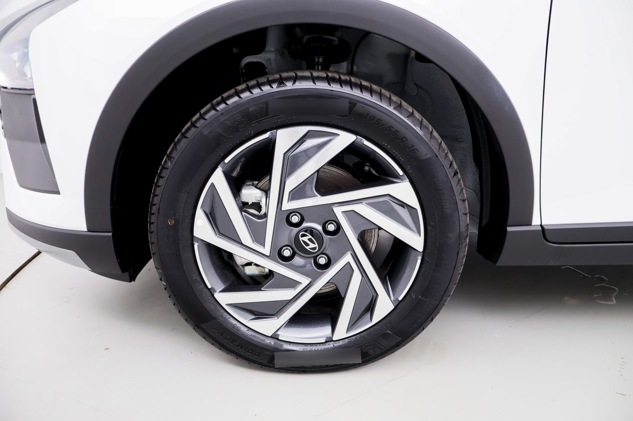 Hyundai BAYON — photo 10