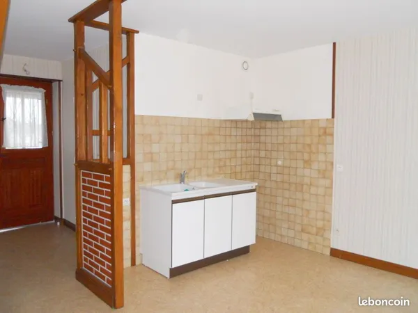 Appt F2 - CENTRE VILLE - BRIARE 45250
