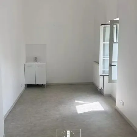 Bureaux 17 m² Chailly-en-Bière