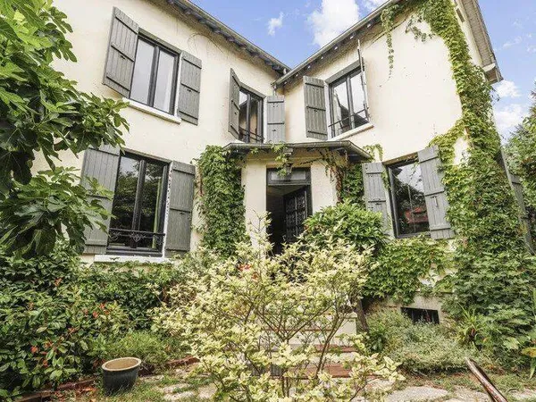 Maison 7 pièces 135 m²
