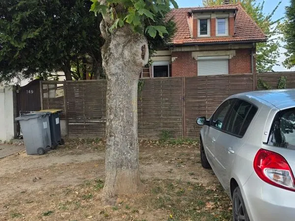 Maison individuelle ancienne et studio achat paiement comptant (lall)