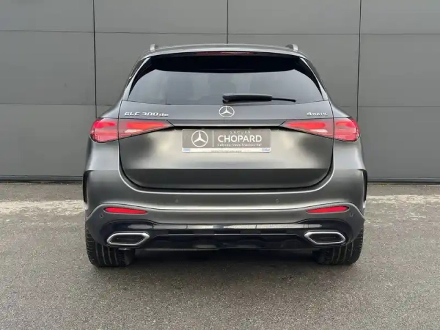Mercedes Glc 300 de hybrid eq 9g-tronic 4matic — photo 33