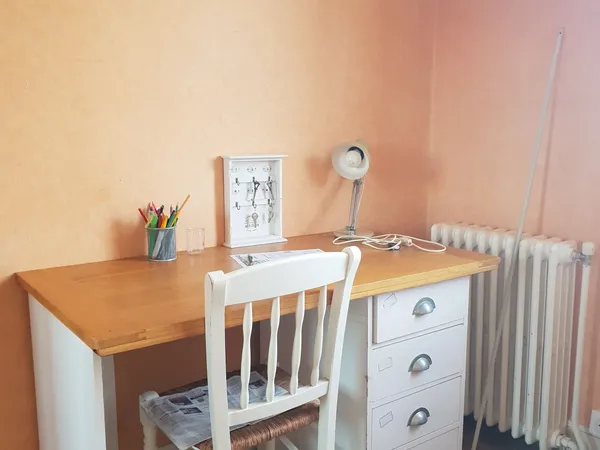 Loue chambre en colocation dans maison
