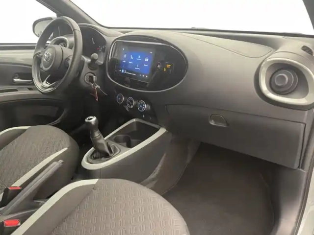 Toyota Aygo 1.0 vvt-i 72 design — photo 20
