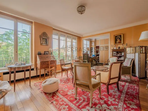 Appartement 7 pièces 140 m²