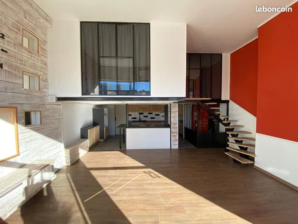 LOCAL COMMERCIAL - LOFT 99 m² À COGOLIN | 2 CH | PLEIN SUD | CALME | PARKING | 295 000