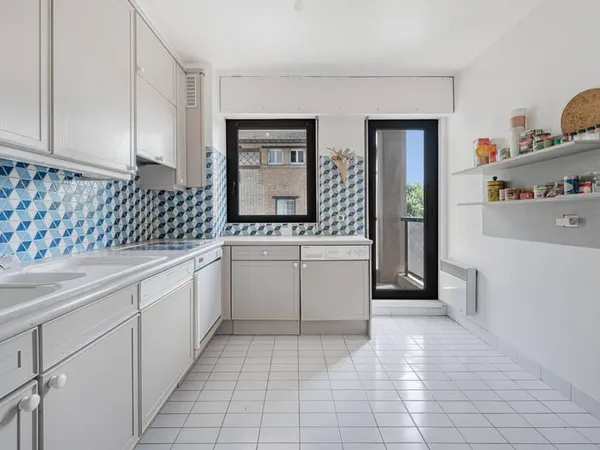 Appartement 3 pièces 82 m²