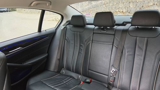 BMW Serie 5 518d 150 Steptronic 8 - Luxury – 2020 – 178967 km – Diesel – Boîte Automatique — photo 30