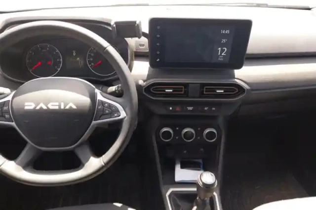 Dacia Jogger eco-g 100 5 places — photo 9