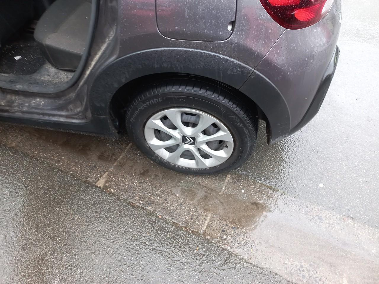 Citroën C3 puretech 83 ch bvm5 you — photo 11