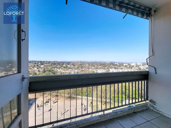 Appartement 4 pièces 77 m²