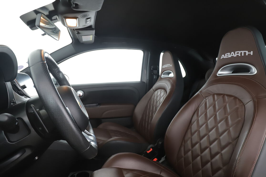 Abarth 595C C 1.4 Turbo T-Jet 595 Turismo MSQ — photo 9