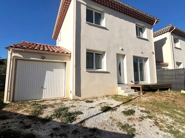 Villa R+1, 4 pièces 86m²
