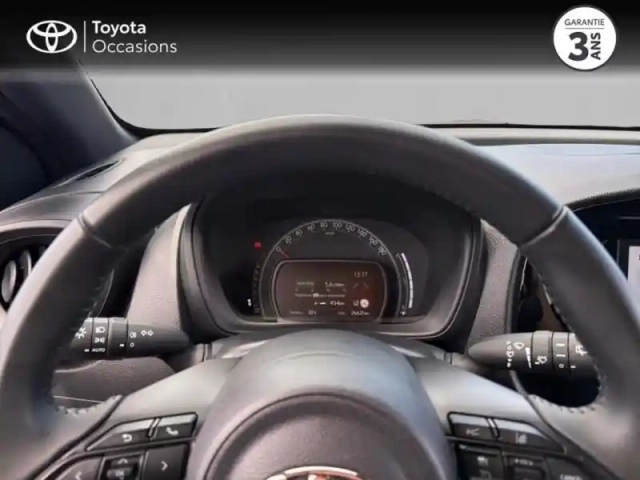 Toyota Aygo X 1.0 vvt-i 72ch dynamic my24 — photo 13