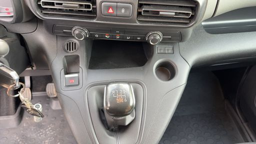 Citroen Berlingo 1.5 BlueHdi 100 - Feel – 2021 – 68030 km – Diesel – Boîte Manuelle — photo 35