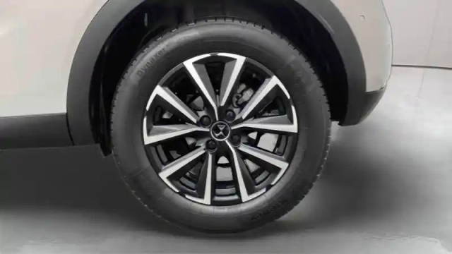 Ds Ds 3 bluehdi 130 eat8 — photo 11