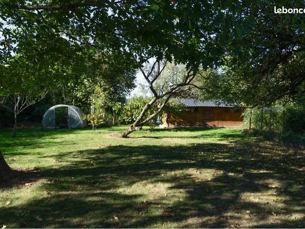 Charmante maison lumineuse avec piscine