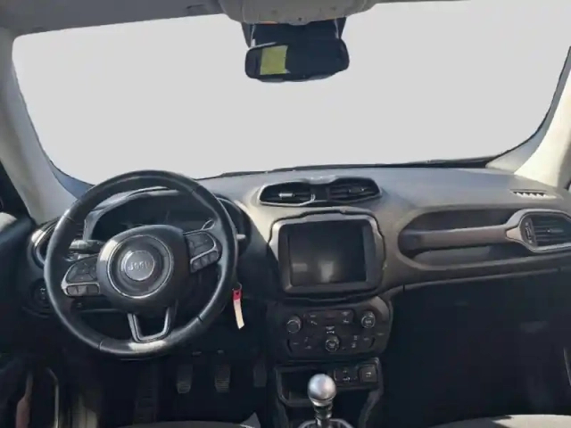 Jeep Renegade 1.0 gse t3 120ch limited — photo 8