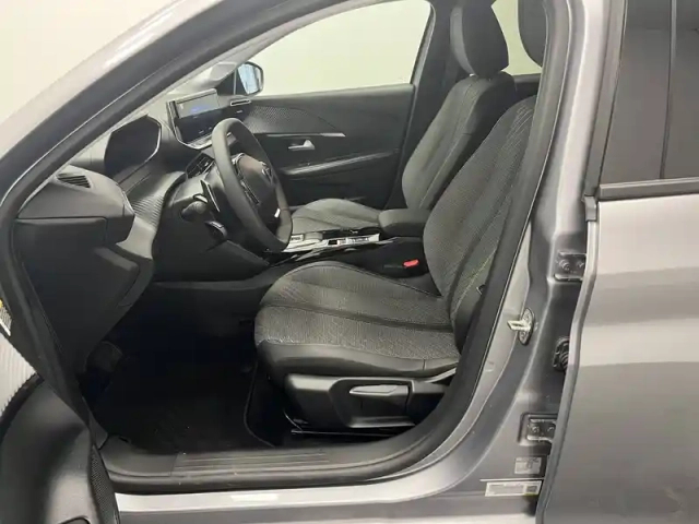 Peugeot 208 hybrid 110 e-dcs6 — photo 60