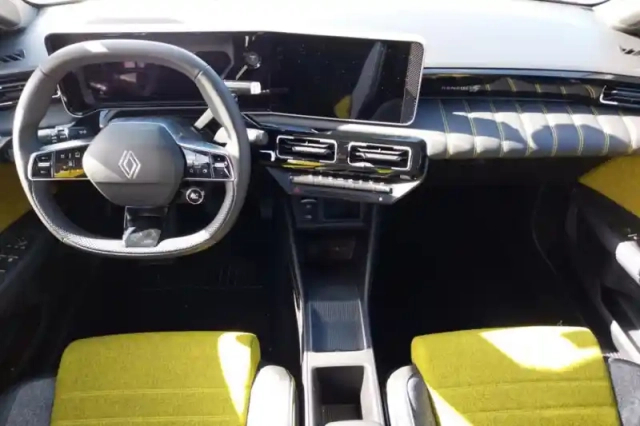 Renault 5 renault  e-tech electrique 10 ch autonomie confort — photo 9