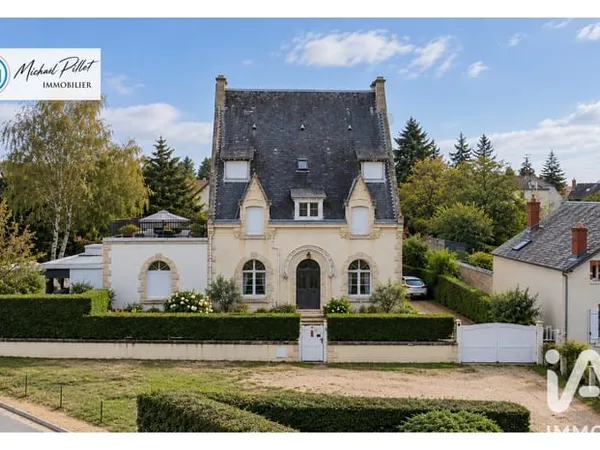 Maison 11 pièces 280 m²